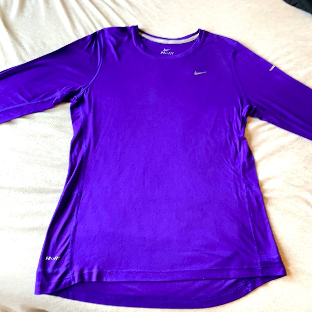 Long sleeved Nike dri-fit shirt